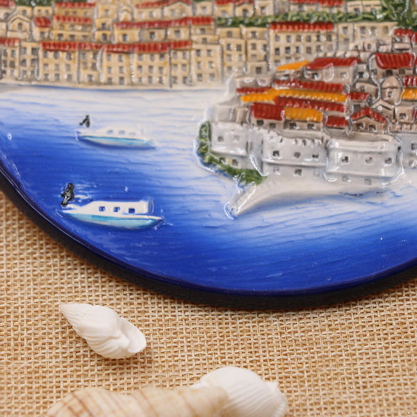 17EW00041 -- Resin Ornament