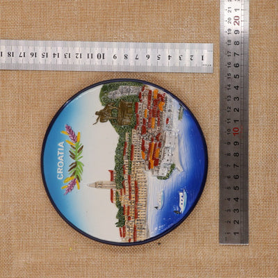 17EW00041 -- Resin Ornament
